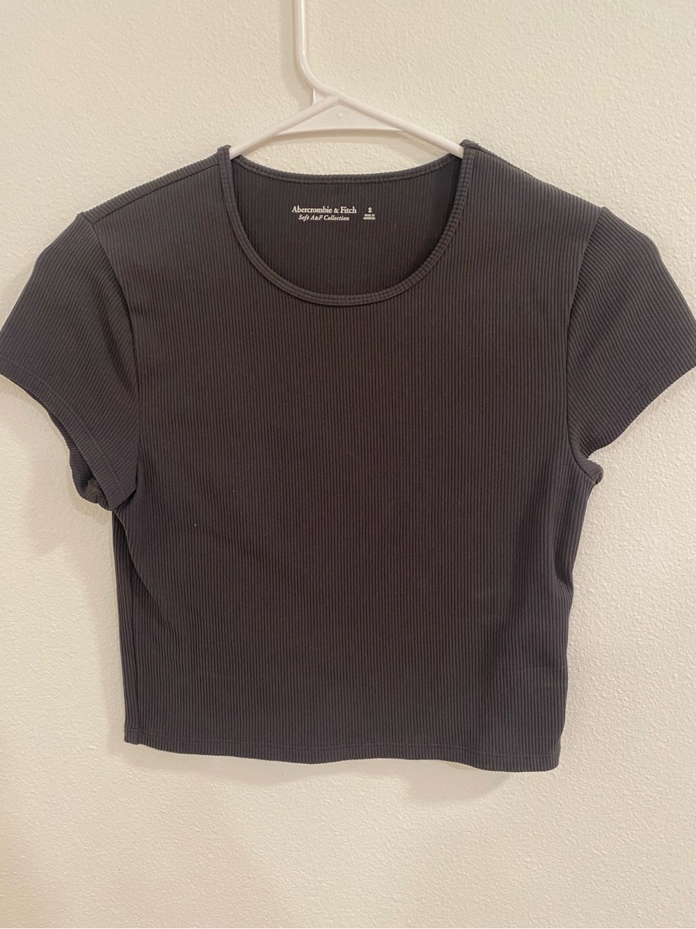 Abercrombie & Fitch Charcoal Grey Ribbed Short Sleeve Crop Top